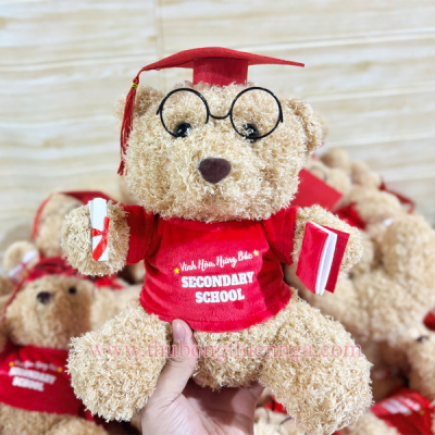 GẤU BÔNG TEDDY TỐT NGHIỆP LÔNG MÌ THÊU LOGO HỢP ĐỒNG