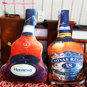 Gối 3d chai rượu Hennessy và Chivas